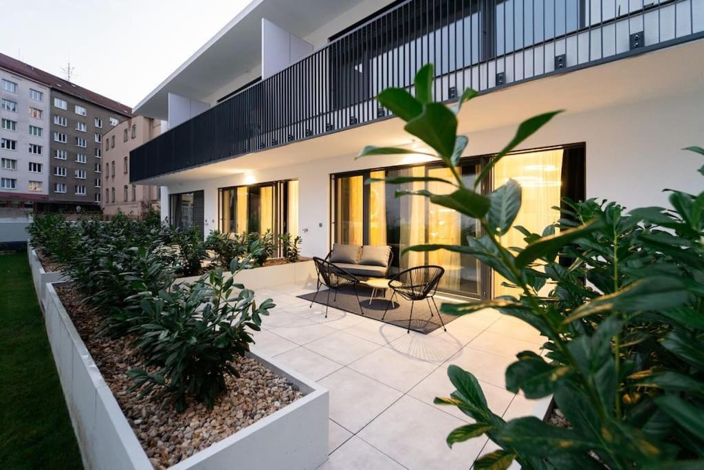 Green Garden Sauna Apartment Μπρνο Εξωτερικό φωτογραφία
